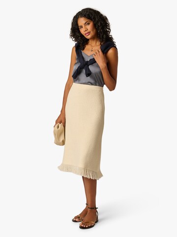 Adrianna Papell Rock in Beige