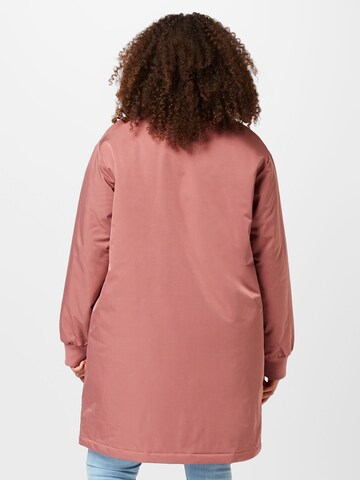 ABOUT YOU Curvy Between-season jacket 'Meike' in Pink