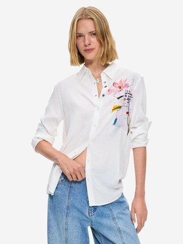Camicia da donna 'CAM_TAMESIS 26WWCW12' di Desigual in bianco: frontale