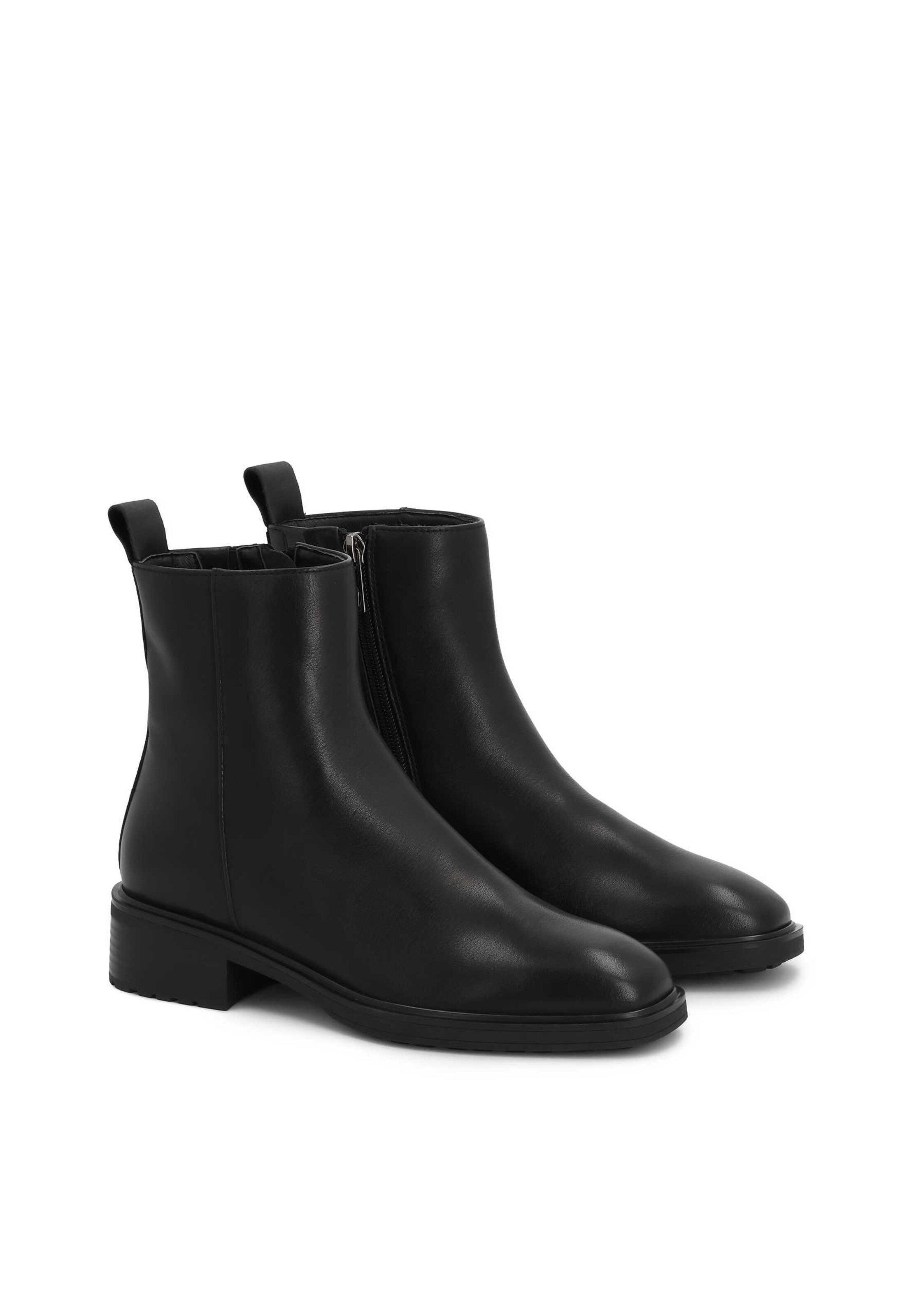 Kazar Къси ботуши в черно