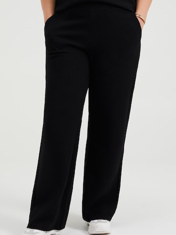 évasé Pantalon WE Fashion en noir : devant