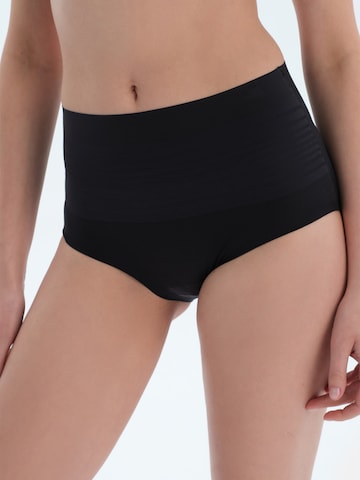 Slip modellante di Dagi in nero