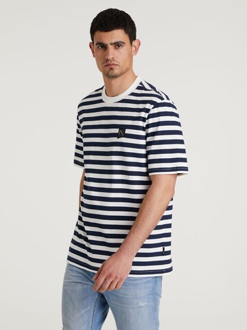 CHASIN' T-Shirt 'Beck' in Blau