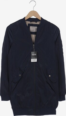 VERO MODA Jacket & Coat in XS in Blue: front