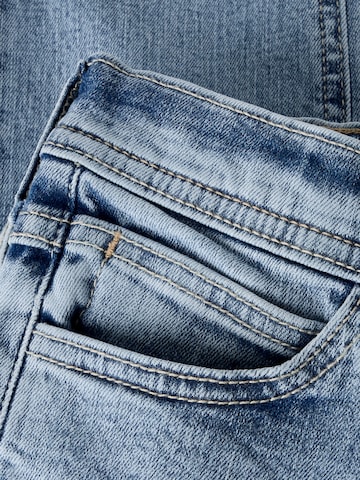 Coupe slim Jean 'NKMSILAS' NAME IT en bleu