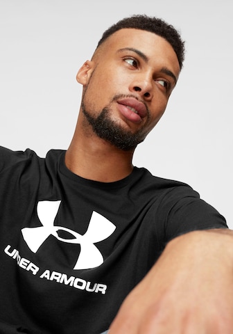 UNDER ARMOUR Regular Fit Sportshirt in Schwarz