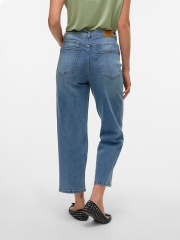 VERO MODA regular Jeans 'BETTY' i blå
