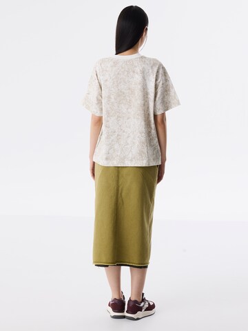 Twist Shirt in White