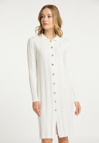 DreiMaster Klassik Knitted dress in White: front