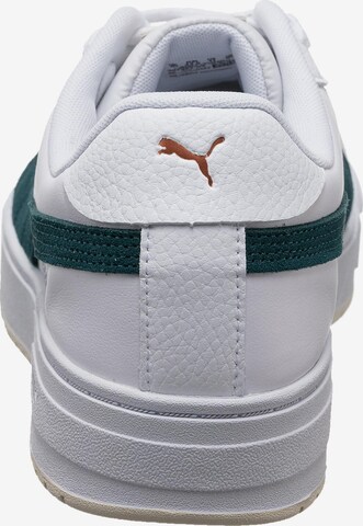 Baskets basses PUMA en blanc