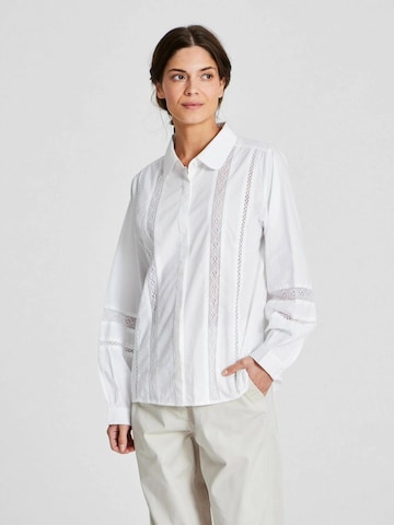 T-shirt Gai+Lisva en blanc : devant