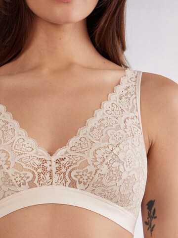INTIMISSIMI Triangle Bra in Beige