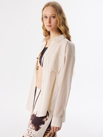 Twist Blouse in Wit