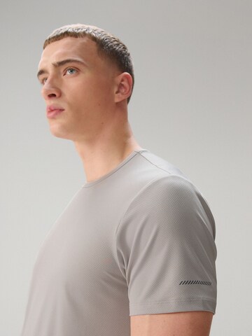 Next Functioneel shirt in Beige