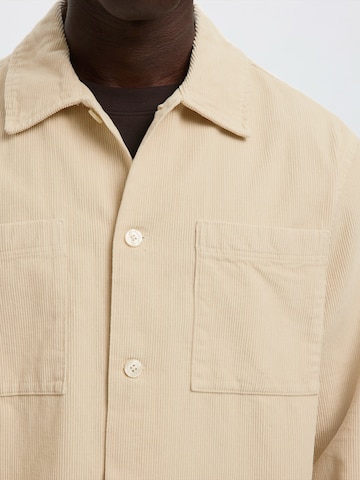 Giacca di mezza stagione 'SLHREGTATE' di SELECTED in beige
