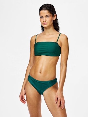 PIECES Bikinibroek 'PCBaomi' in Groen: voorkant