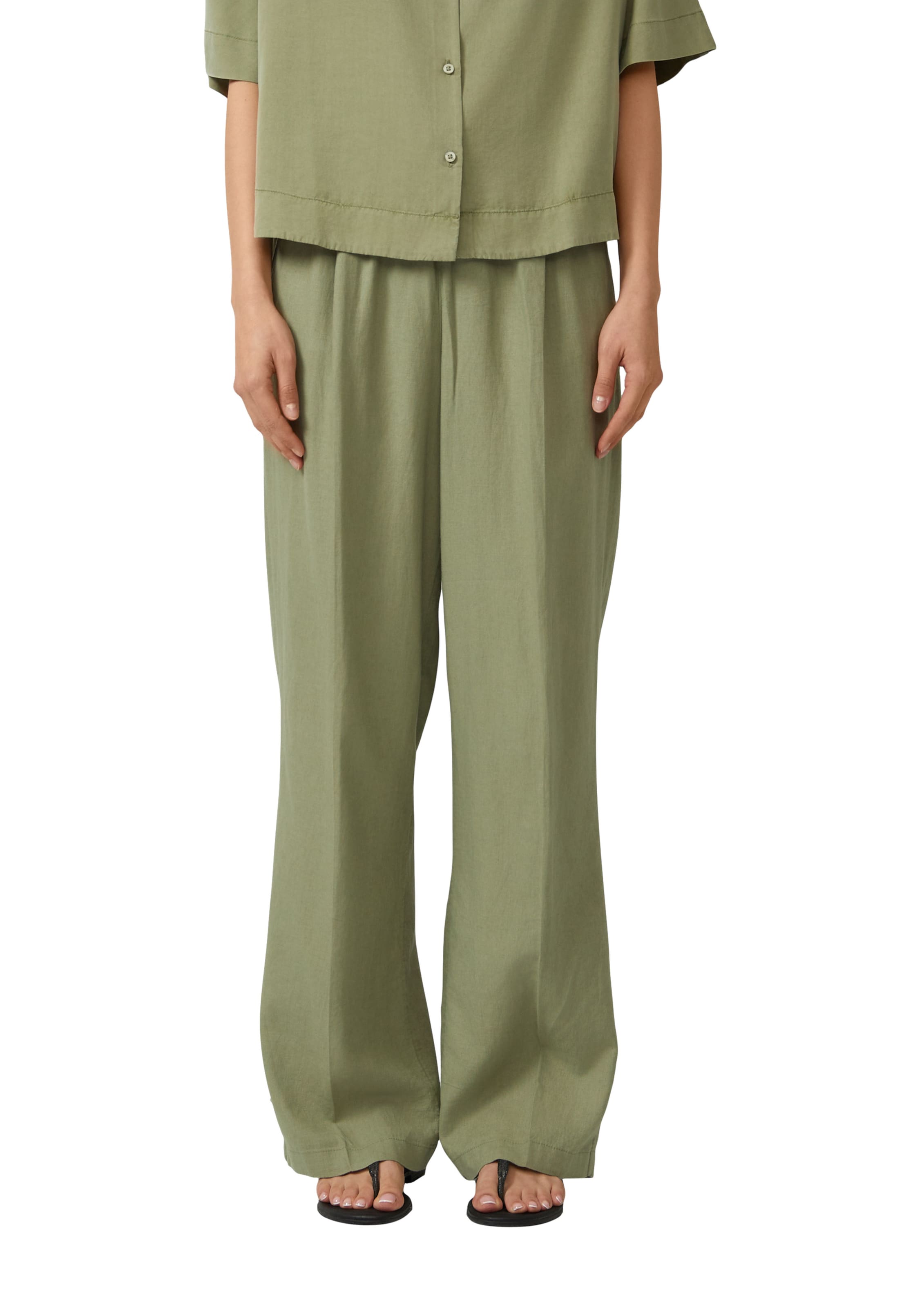 Loosefit Pantalon s.Oliver en vert