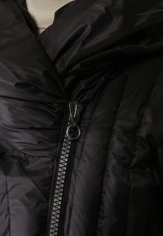 baronia Winter Coat in Black