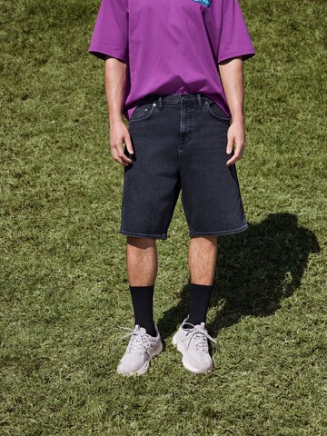 Next Loosefit Shorts in Schwarz