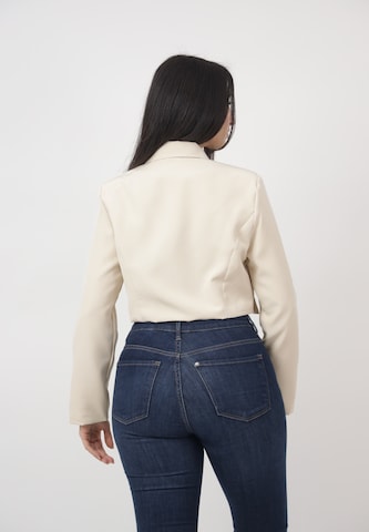 Elara Blazer in Beige