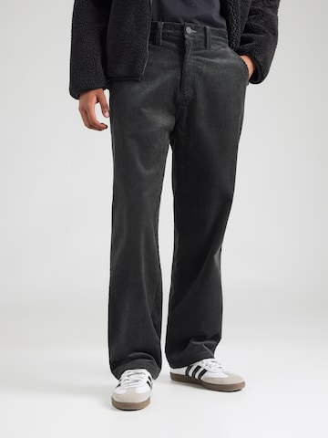 Iriedaily - Loosefit Pantalón chino en verde: frente