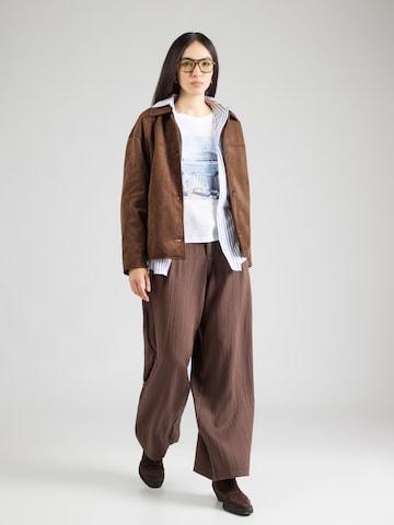 monari Тениска в бежово