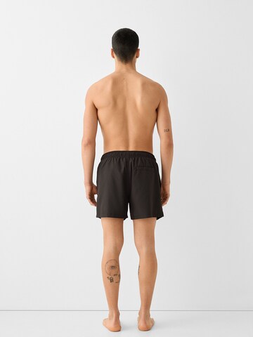 Bershka Badeshorts in Schwarz