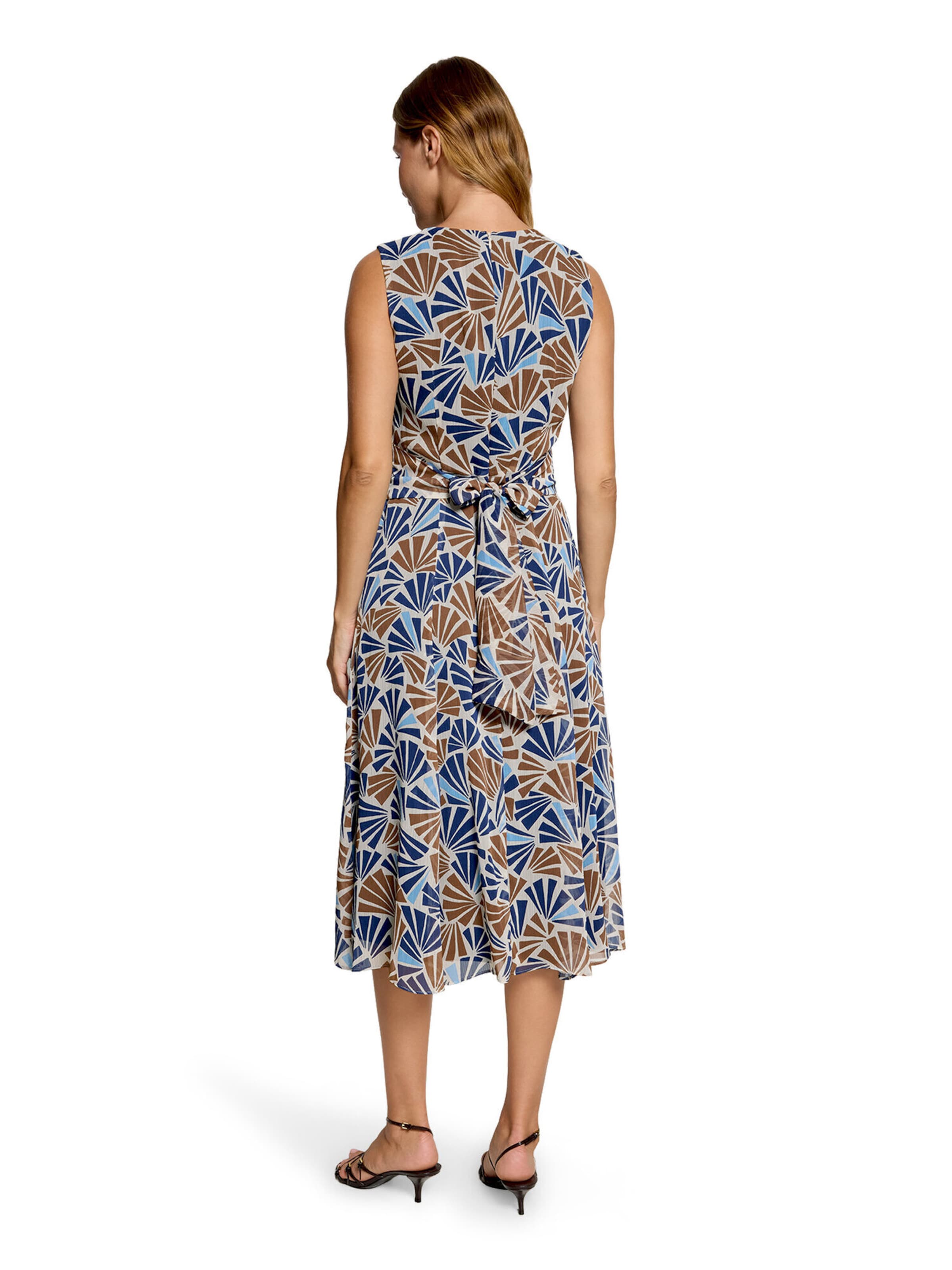 Betty & Co Evening dress in Beige