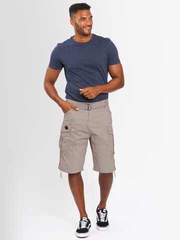 Alessandro Salvarini Regular Cargo Pants in Grey: front