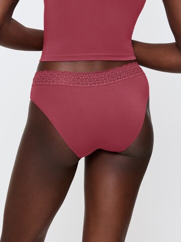 TRIUMPH Tai-Slip 'Red Label Feel of Modal' in Rot