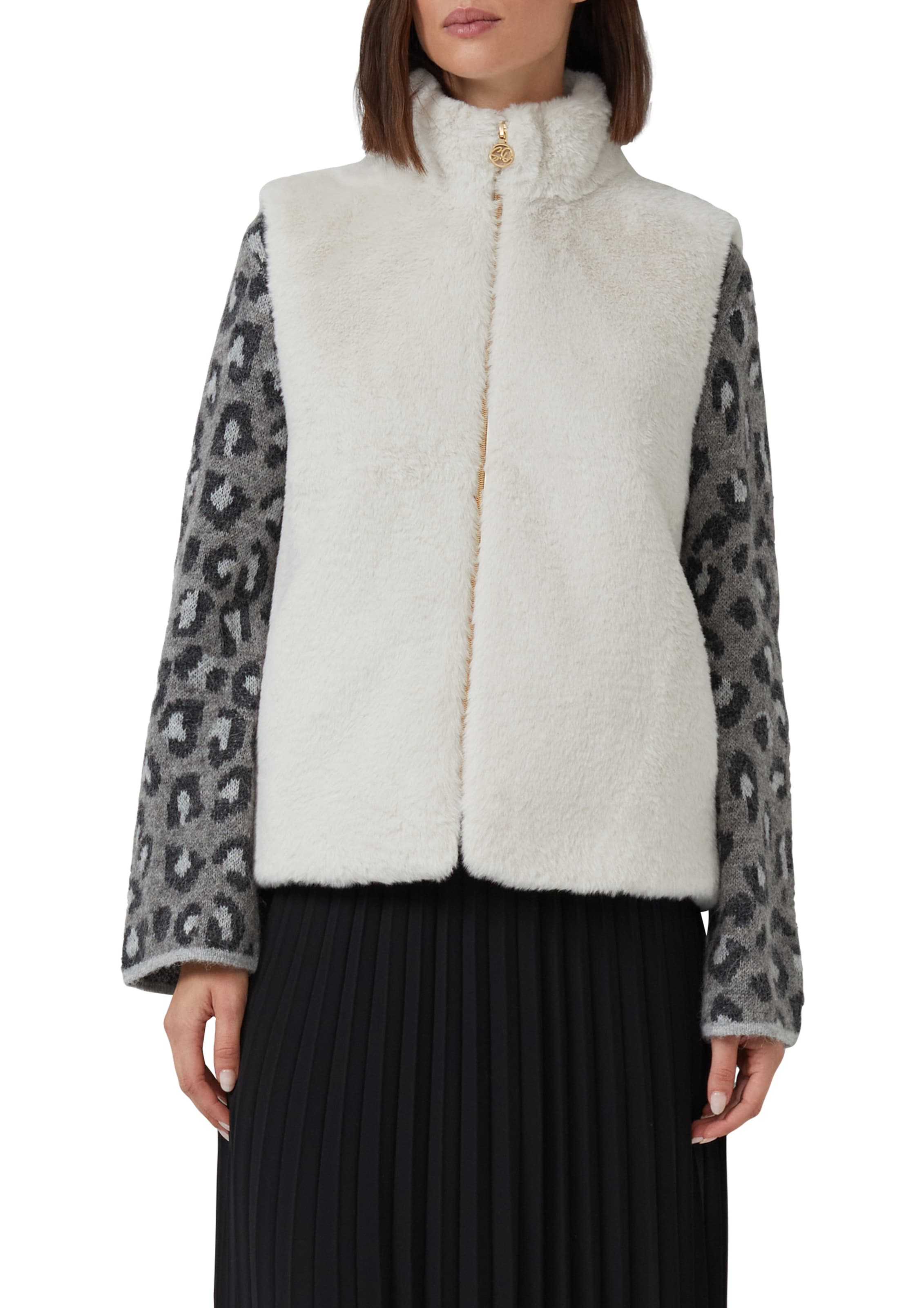 s.Oliver Жилетка в Бежевый: спереди