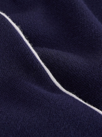 self. Sweater in Blue