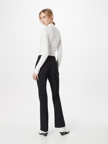 COMMA Regular Панталон с набор в черно