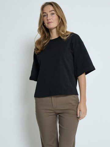 Peppercorn T-Shirt 'Fiola' in Schwarz: Vorderseite