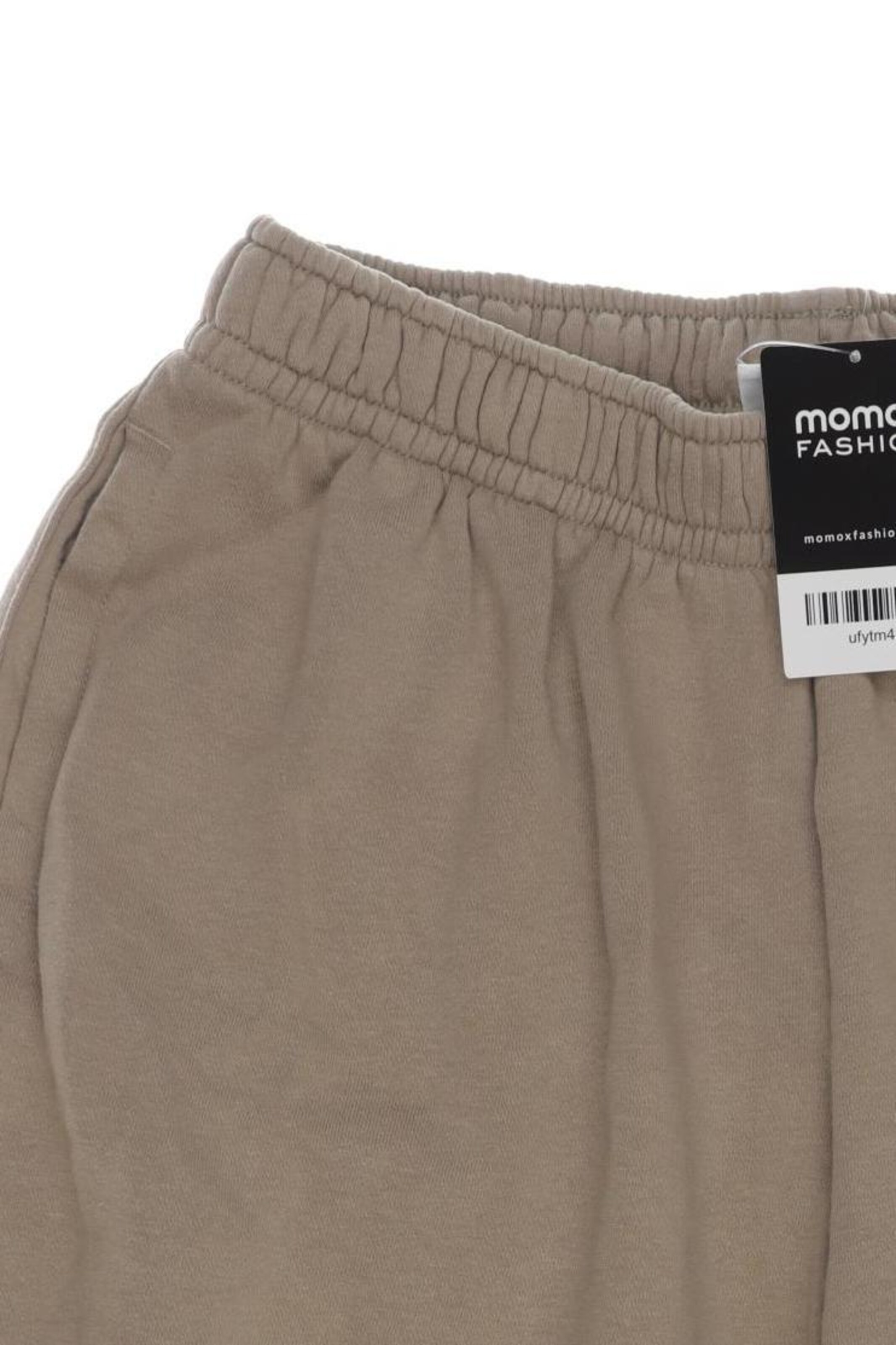 NIKE Shorts 31-32 in Beige