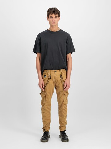 ALPHA INDUSTRIES Slim fit Cargo Pants 'Utility Pant' in Green