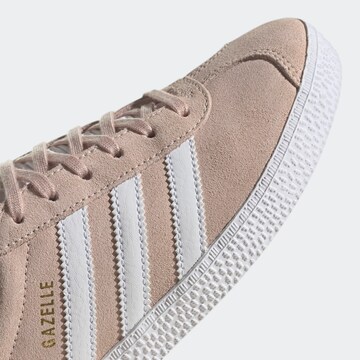 ADIDAS ORIGINALS Trampki 'Gazelle' w kolorze różowy