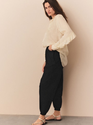 Next Tapered Broek in Zwart