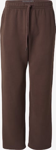 ruda Abercrombie & Fitch Standartinis Kelnės 'ESSENTIAL': priekis