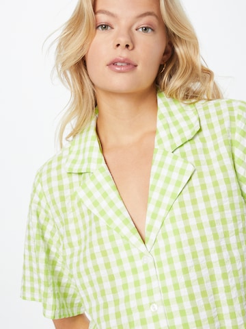 Monki Blouse in Green