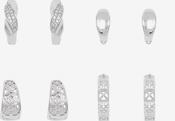 Usha Sieraden set in Zilver: voorkant
