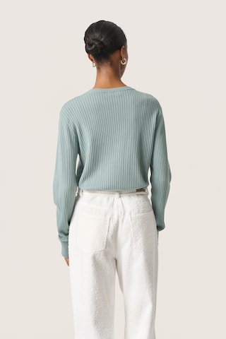 SOAKED IN LUXURY Cardigan i blå