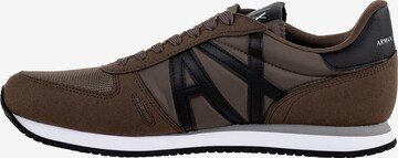 ARMANI EXCHANGE Sneaker low i brun: forside