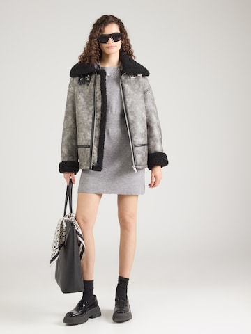 Abito in maglia 'Annelie' di ABOUT YOU in grigio