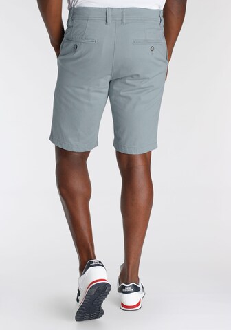 DELMAO Regular Shorts in Grau