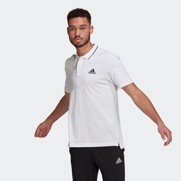 ADIDAS SPORTSWEAR Skinny Shirt 'Aeroready Essentials Piqué Small Logo' in Weiß: predná strana
