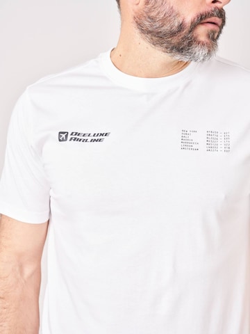 T-Shirt Deeluxe en blanc