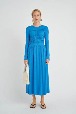 mėlyna InWear Suknelė: priekis