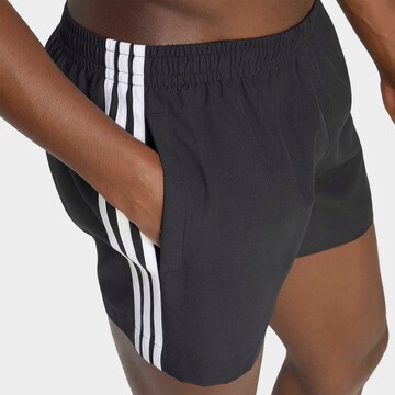 ADIDAS ORIGINALS Badeshorts in Schwarz