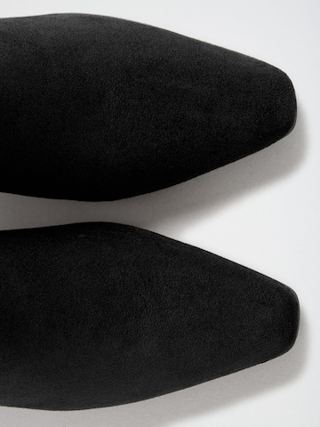 Friends Like These Chelsea boots in Zwart